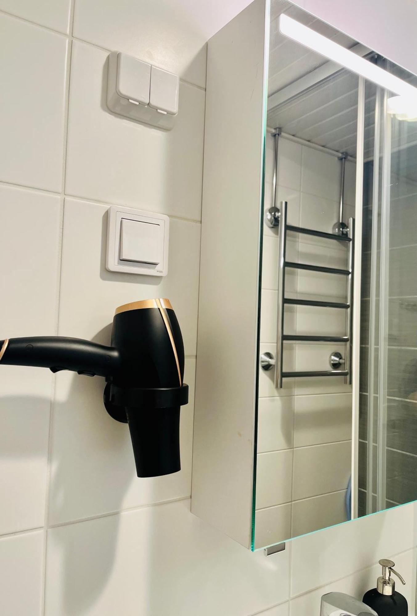 Modern Apartment Urban Tranquil, Great Location And Transport Connections 赫尔辛基 客房 照片